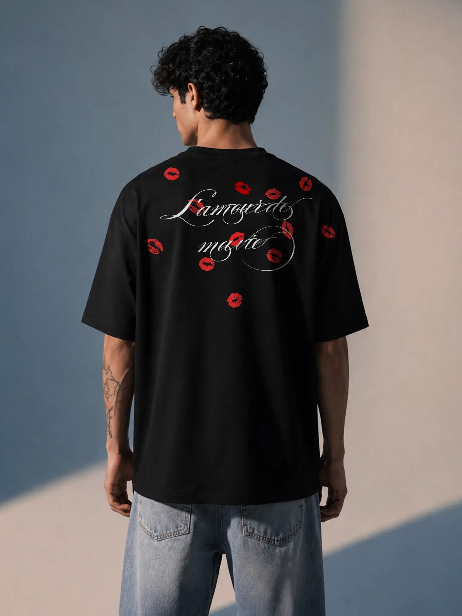 The Kisses Unisex Black Oversized T-Shirt